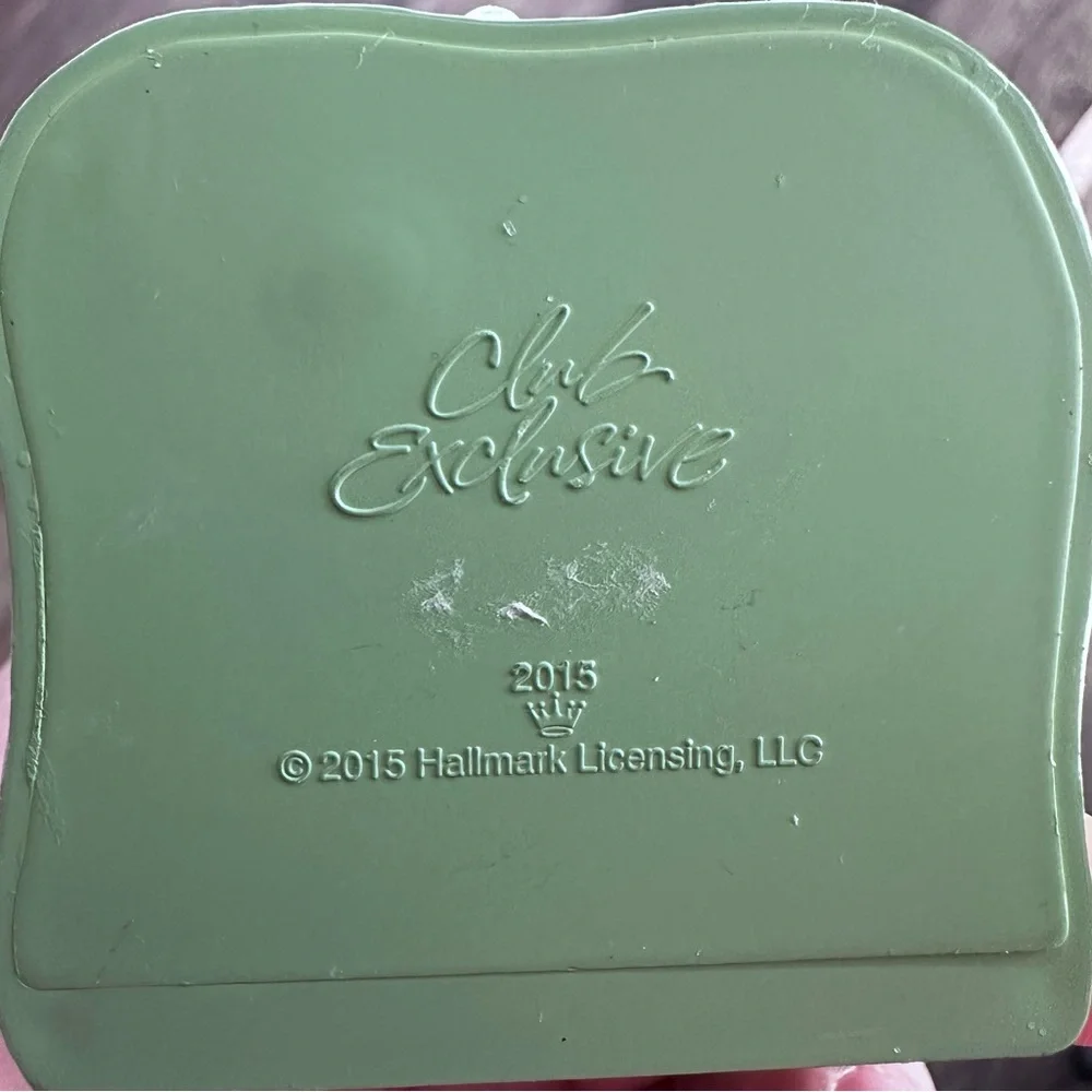 Hallmark holiday exclusive Christmas tree ornaments 2012 2015